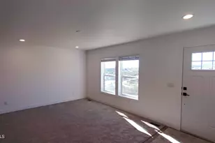 18115 E Frog Holler Ln, Dewey, AZ 86327 - Photo 3