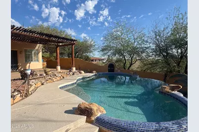 8241 S 133rd Avenue, Goodyear, AZ 85338 - Photo 5