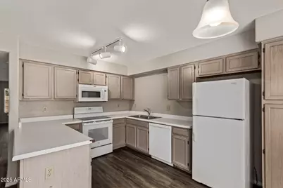 2875 W Highland Street #1112, Chandler, AZ 85224 - Photo 11