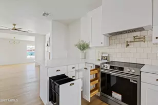 2241 N Richland St, Phoenix, AZ 85006 - Photo 15