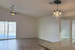 5623 S 27th Dr, Phoenix, AZ 85041 - Photo 13