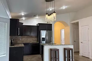 5623 S 27th Dr, Phoenix, AZ 85041 - Photo 11