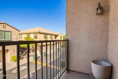 8117 W Groom Creek Road, Phoenix, AZ 85043 - Photo 13