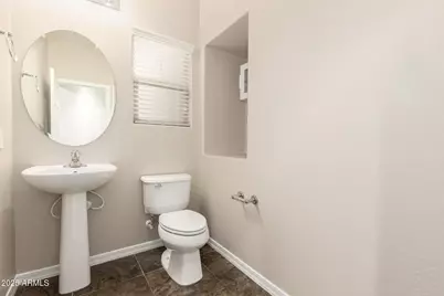 3964 E Cat Balue Drive, Phoenix, AZ 85050 - Photo 11