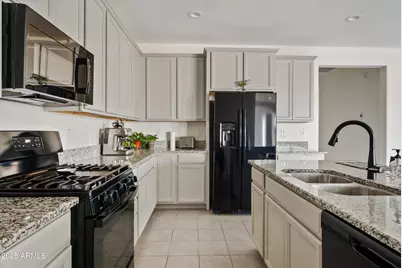 11009 W Harrison Street, Avondale, AZ 85323 - Photo 5