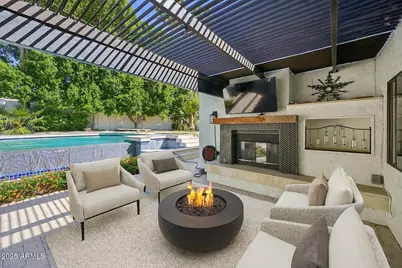 540 E Cercado Lane, Litchfield Park, AZ 85340 - Photo 9