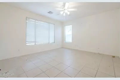 29922 N Little Leaf Drive, San Tan Valley, AZ 85143 - Photo 17