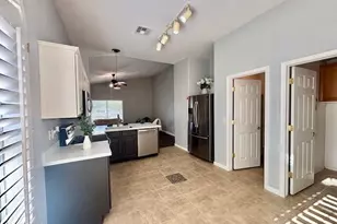 23103 W Lasso Ln, Buckeye, AZ 85326 - Photo 11