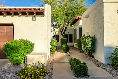 11625 N 40th Way, Phoenix, AZ 85028 - Photo 9