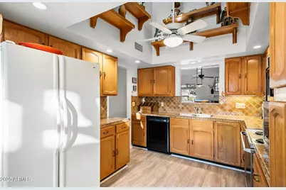 11625 N 40th Way, Phoenix, AZ 85028 - Photo 25