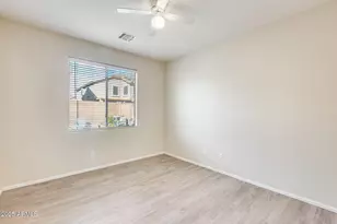 13626 W Lisbon Ln, Surprise, AZ 85379 - Photo 31