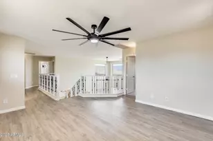 13626 W Lisbon Ln, Surprise, AZ 85379 - Photo 7