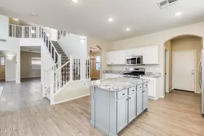 13626 W Lisbon Lane, Surprise, AZ 85379 - Photo 5