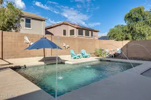 13626 W Lisbon Ln, Surprise, AZ 85379 - Photo 11