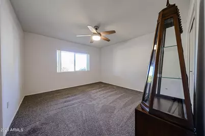10410 W Saratoga Circle, Sun City, AZ 85351 - Photo 7
