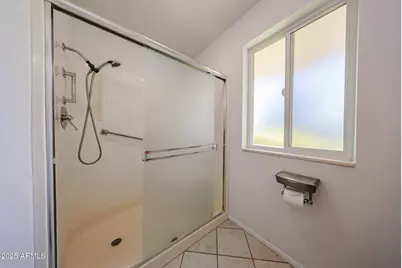 10410 W Saratoga Circle, Sun City, AZ 85351 - Photo 13