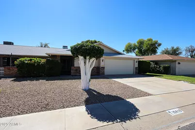 10410 W Saratoga Circle, Sun City, AZ 85351 - Photo 3