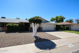 10410 W Saratoga Cir, Sun City, AZ 85351 - Photo 3