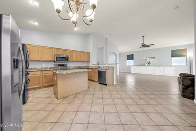 17018 W Tonbridge Street, Surprise, AZ 85374 - Photo 7