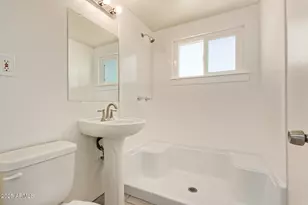 6401 S 4th Ave, Phoenix, AZ 85041 - Photo 21