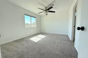 8633 W Wethersfield Rd, Peoria, AZ 85381 - Photo 5