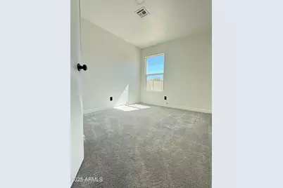 8633 W Wethersfield Road, Peoria, AZ 85381 - Photo 9