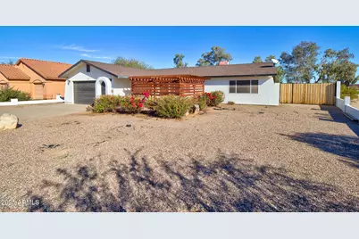 8580 W Mission Hills Drive, Arizona City, AZ 85123 - Photo 3