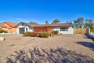 8580 W Mission Hills Dr, Arizona City, AZ 85123 - Photo 3