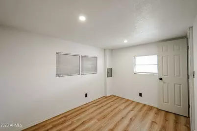 515 E Charleston Avenue, Phoenix, AZ 85022 - Photo 15