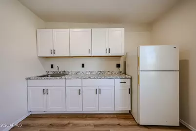 515 E Charleston Avenue, Phoenix, AZ 85022 - Photo 27