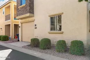 17737 W Mandalay Ln, Surprise, AZ 85388 - Photo 29