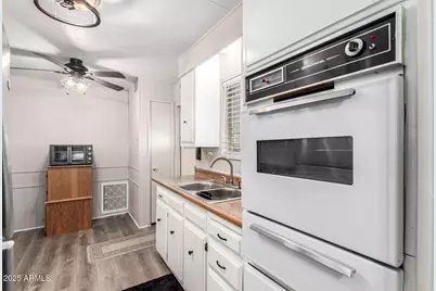 2650 W Union Hills Drive #112, Phoenix, AZ 85027 - Photo 7