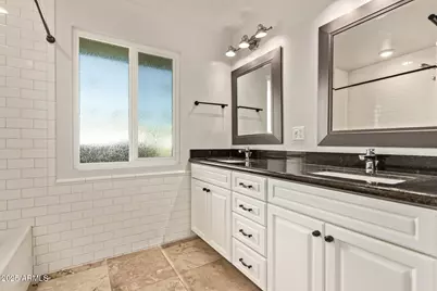 4617 E Catalina Drive, Phoenix, AZ 85018 - Photo 37