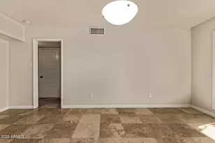 4617 E Catalina Dr, Phoenix, AZ 85018 - Photo 23