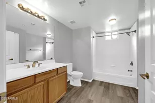 955 E Knox Rd, Chandler, AZ 85225 - Photo 17