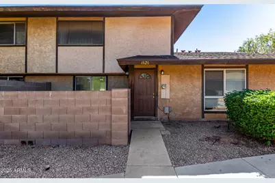 1626 W Village Way, Tempe, AZ 85282 - Photo 1