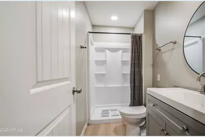 3824 W Shangri La Road, Phoenix, AZ 85029 - Photo 23