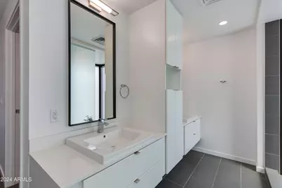 200 W Portland Street #511, Phoenix, AZ 85003 - Photo 9