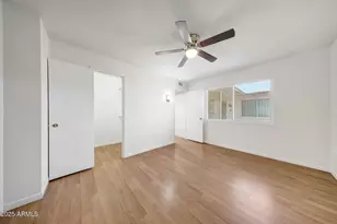 10246 W Palmeras Dr, Sun City, AZ 85373 - Photo 17