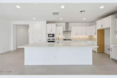 5652 N 178th Drive, Litchfield Park, AZ 85340 - Photo 3