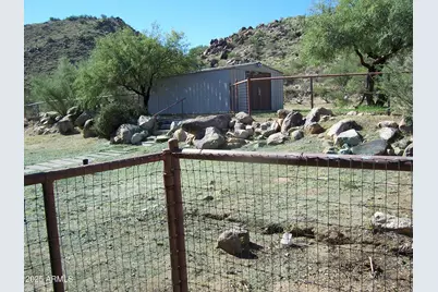 25230 S Gold Dollar Road, Congress, AZ 85332 - Photo 7