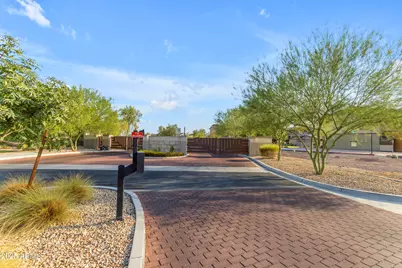 6943 N 88th Drive, Glendale, AZ 85305 - Photo 57