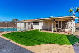 3045 E Cholla St, Phoenix, AZ 85028 - Photo 21