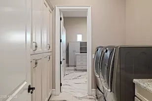 1011 E Kingbird Pl, Chandler, AZ 85286 - Photo 23