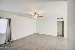 203 W Mission Ln, Phoenix, AZ 85021 - Photo 7