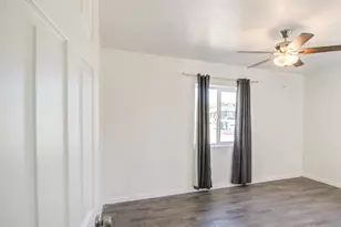 203 W Mission Ln, Phoenix, AZ 85021 - Photo 21