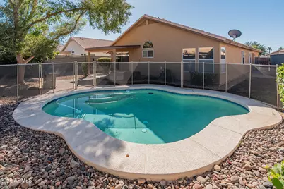 1046 W Tremaine Avenue, Gilbert, AZ 85233 - Photo 25