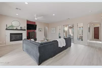 31626 N 21st Lane, Phoenix, AZ 85085 - Photo 13