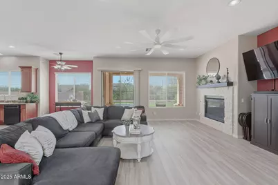 31626 N 21st Lane, Phoenix, AZ 85085 - Photo 15