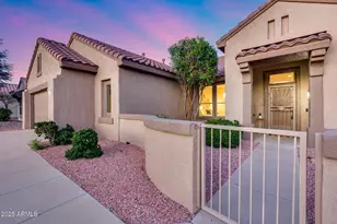 17911 N Adobe Mesa Ct, Surprise, AZ 85374 - Photo 11